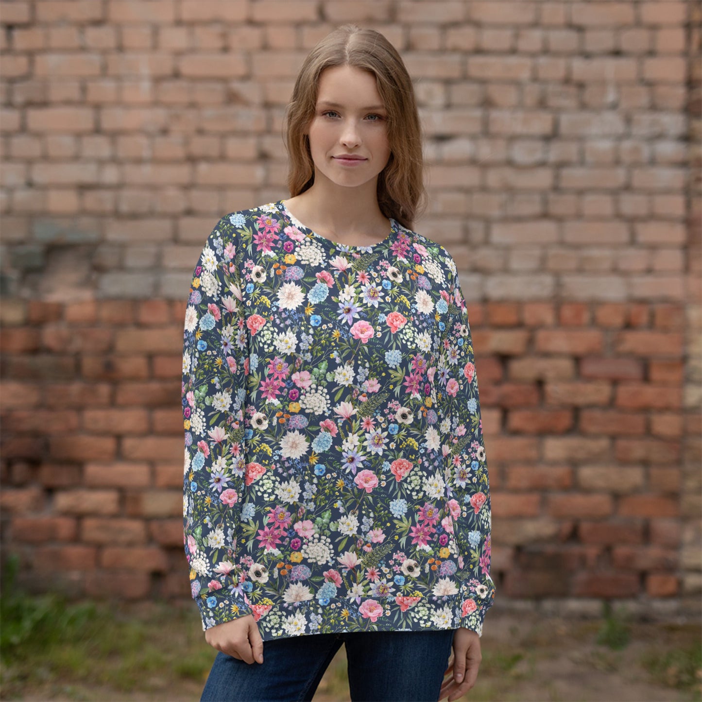 Where's Ocho? Flower & Spider Sweatshirt - VaVaVarium